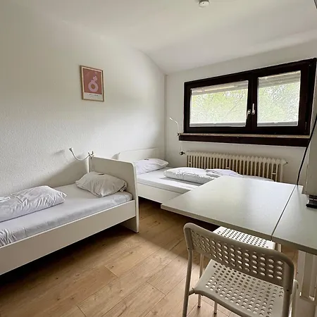 Kleines Ruhiges Mit Wlan Und Smart Tv App D Karlsruhe